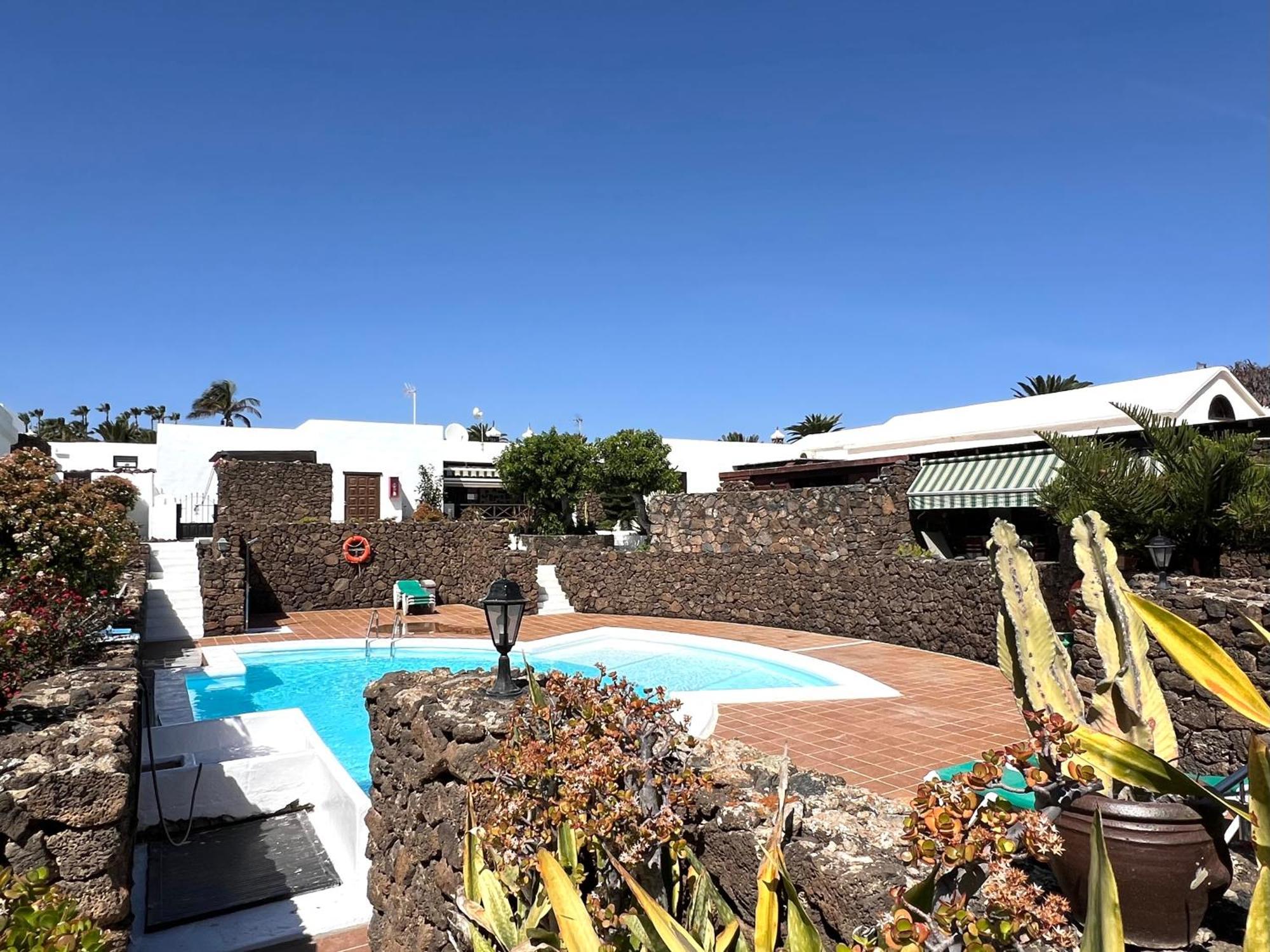 Oasis En Lanzarote Villa Costa Teguise Exterior photo