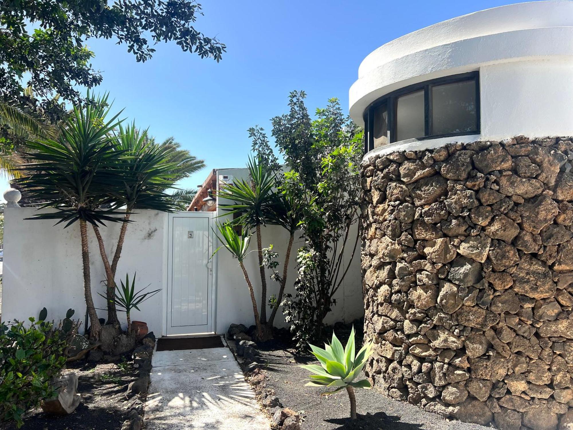 Oasis En Lanzarote Villa Costa Teguise Exterior photo